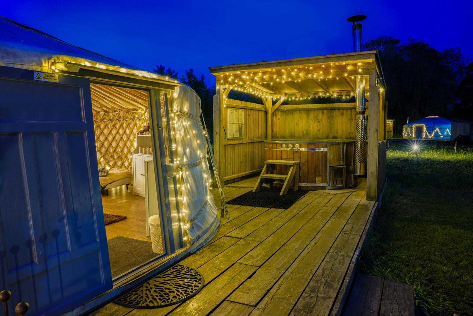 Glamp And Tipple Ltd Hotel Great Ellingham Eksteriør billede