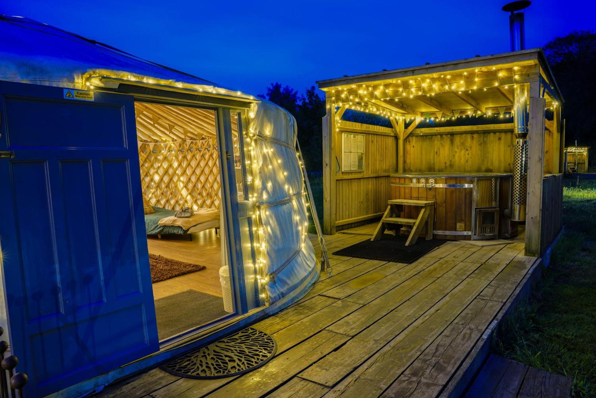Glamp And Tipple Ltd Hotel Great Ellingham Eksteriør billede