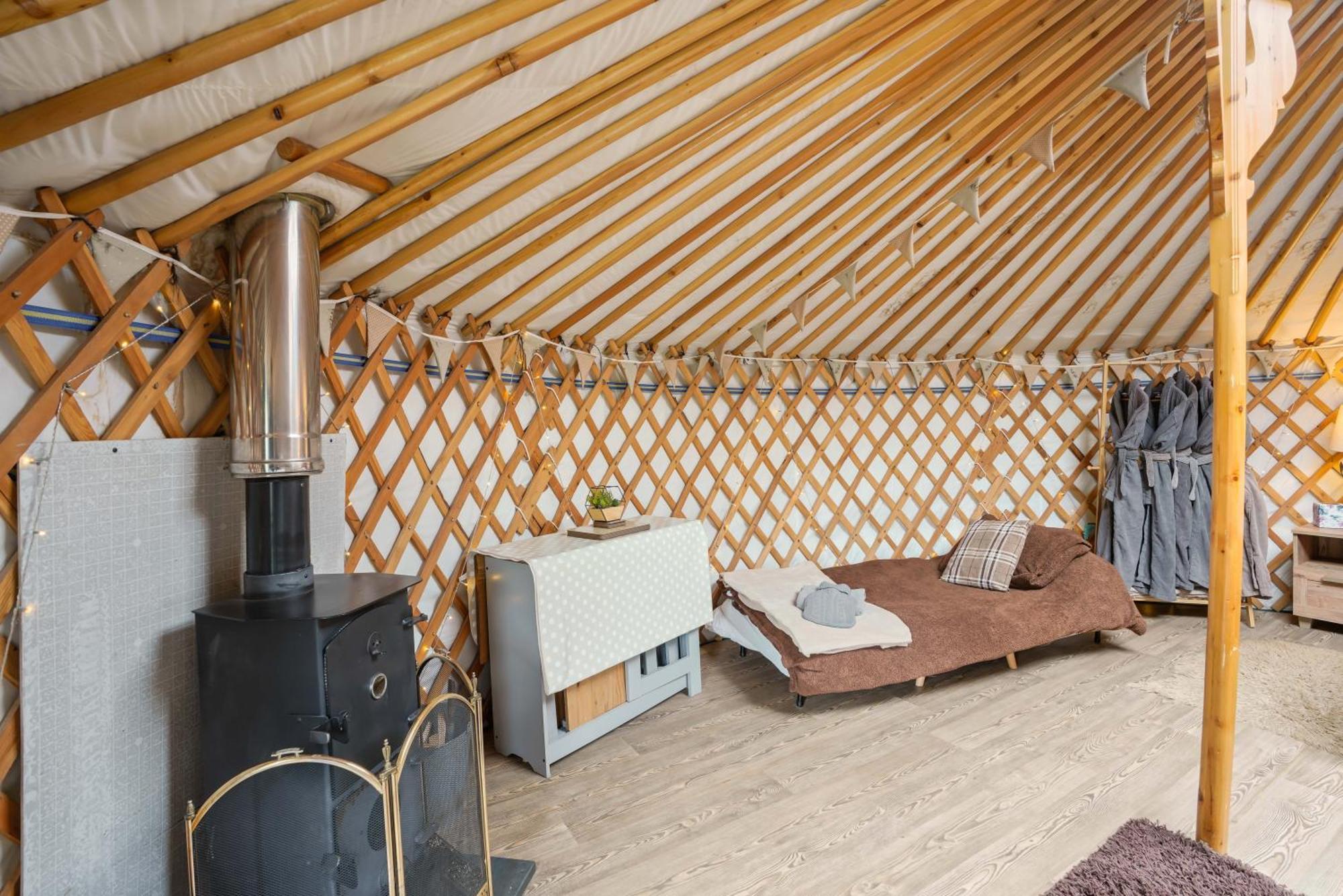 Glamp And Tipple Ltd Hotel Great Ellingham Eksteriør billede