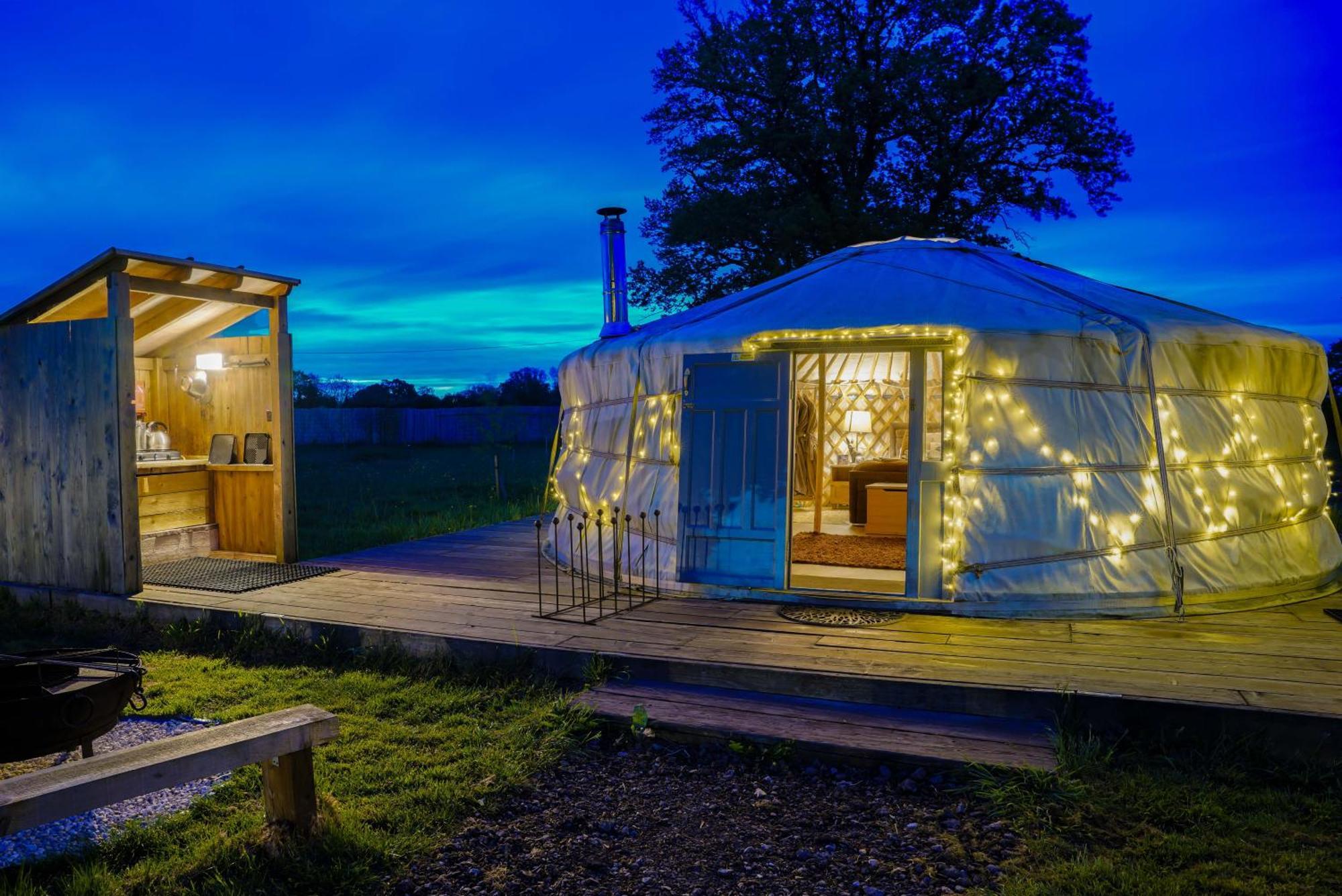 Glamp And Tipple Ltd Hotel Great Ellingham Eksteriør billede