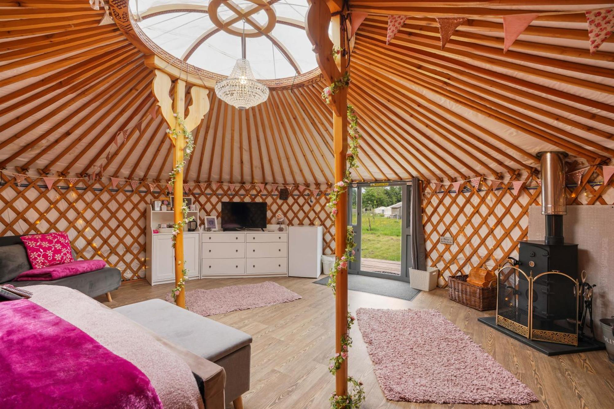 Glamp And Tipple Ltd Hotel Great Ellingham Eksteriør billede