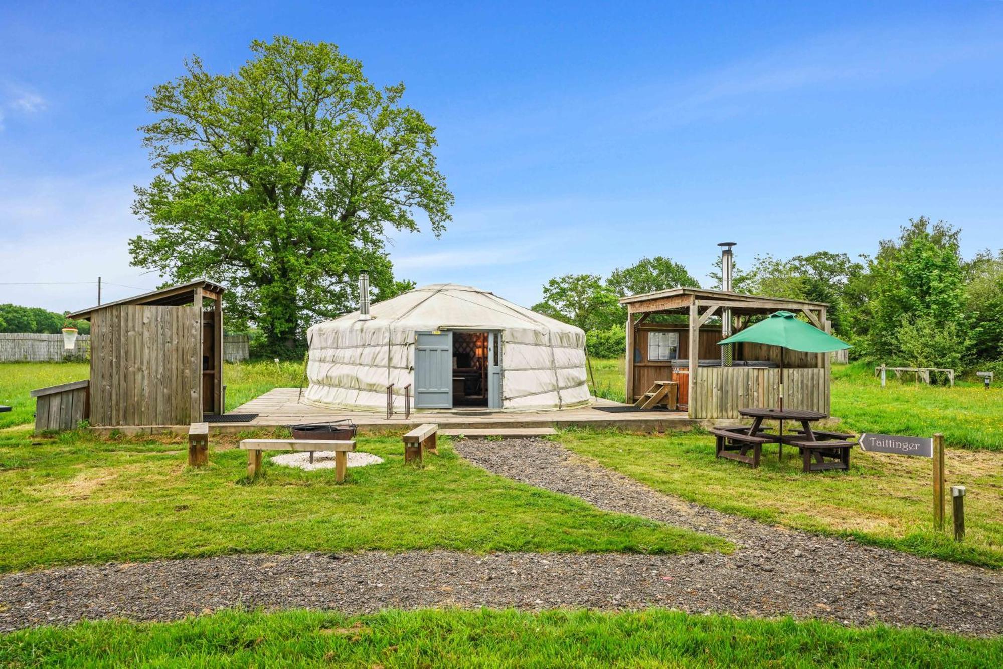 Glamp And Tipple Ltd Hotel Great Ellingham Eksteriør billede